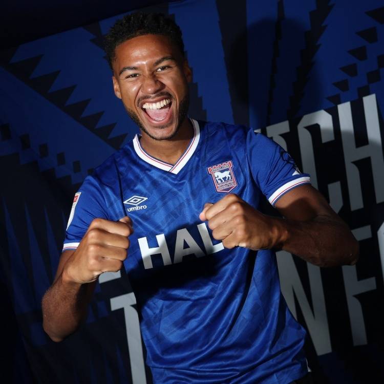 官方:伊普斯维奇再次租借那不勒斯中场卡尤斯特 据悉总价950万欧