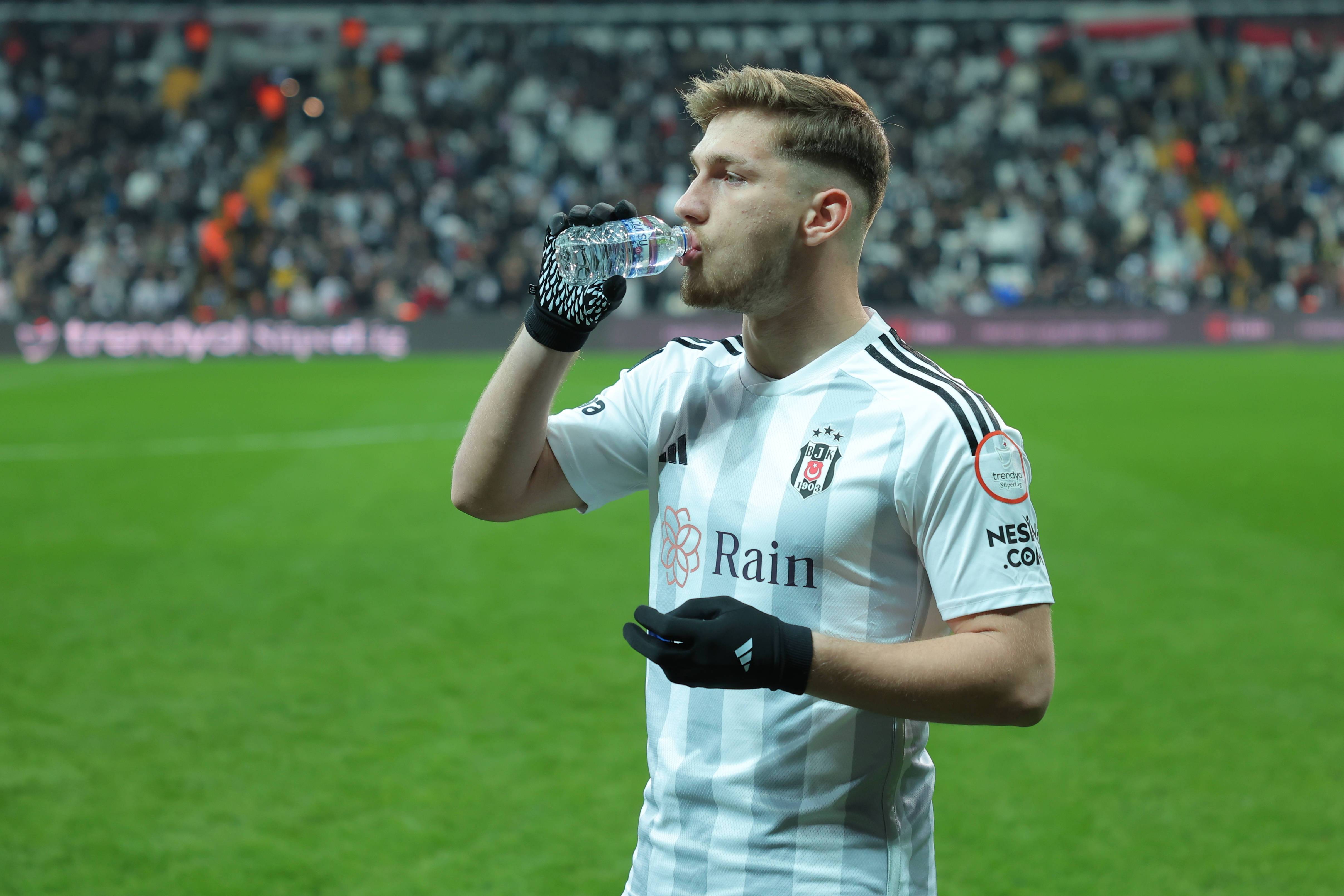 迪(dí)马济奥：卡利亚里敲定(dìng)贝西(xī)克塔斯前(qián)锋基利索伊