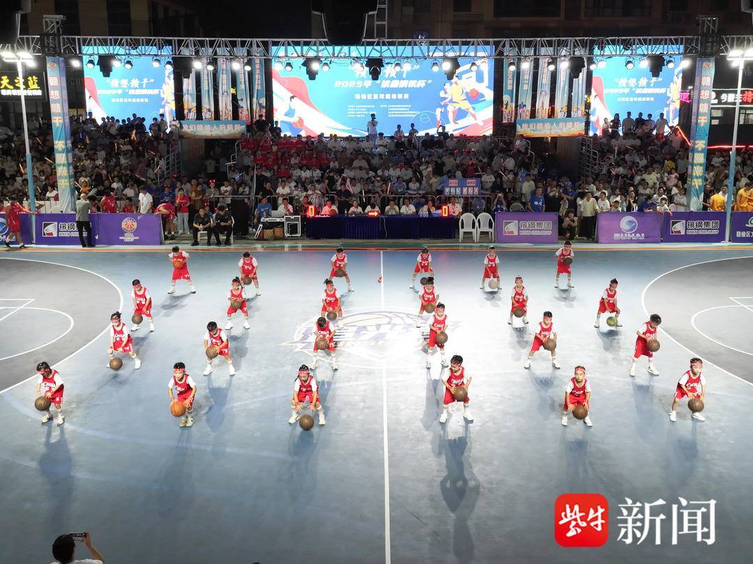 赣榆篮球超级联赛墩尚镇主场万人观战 精彩纷呈