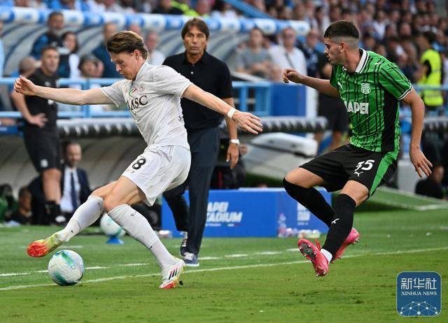 足球丨意(yì)甲(jiǎ)：那不勒斯勝(shèng)薩(sà)索洛