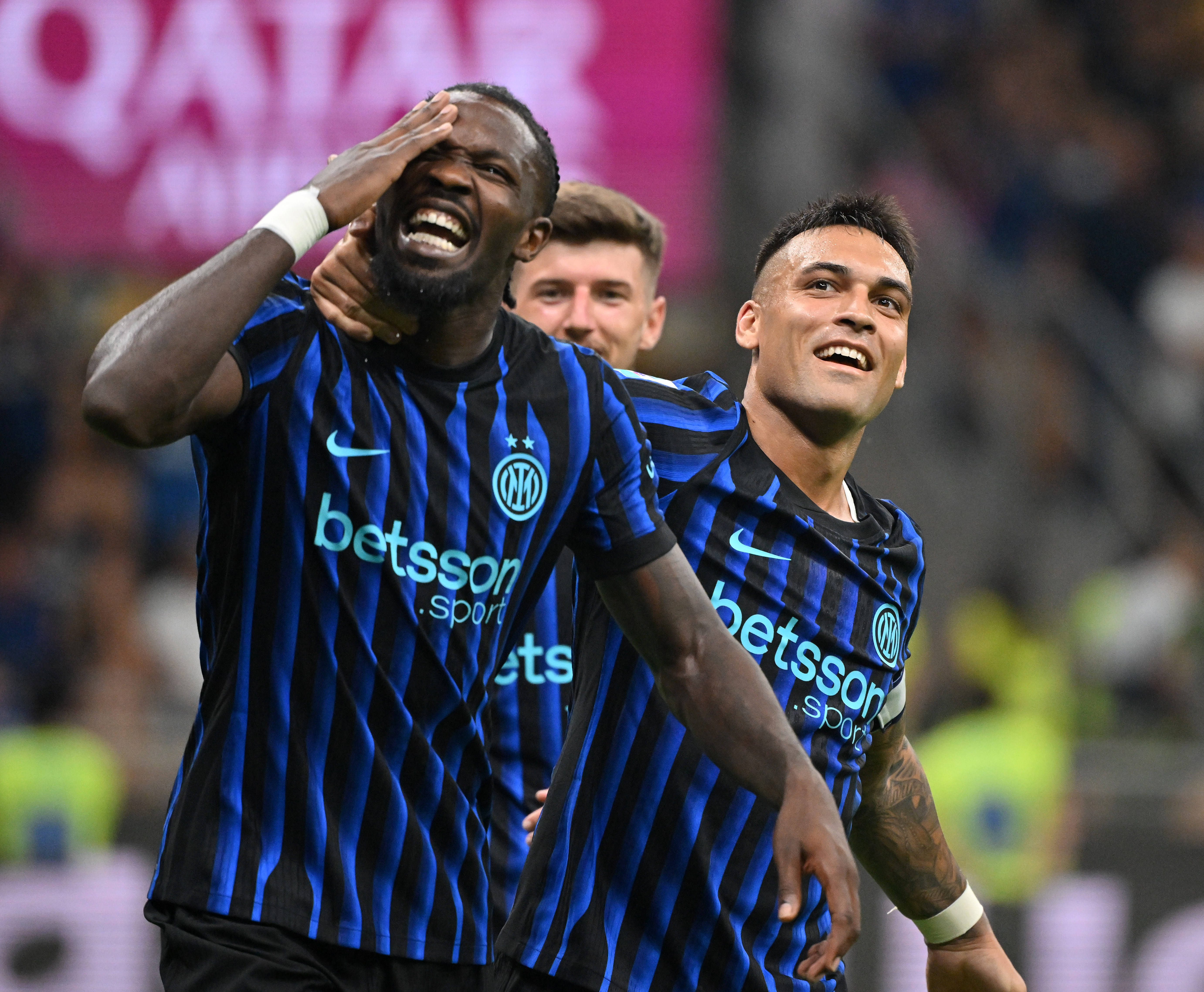 意甲|国际米兰5:0大胜都灵