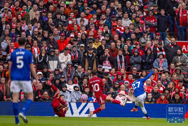 体育|英超:利物浦胜埃弗顿