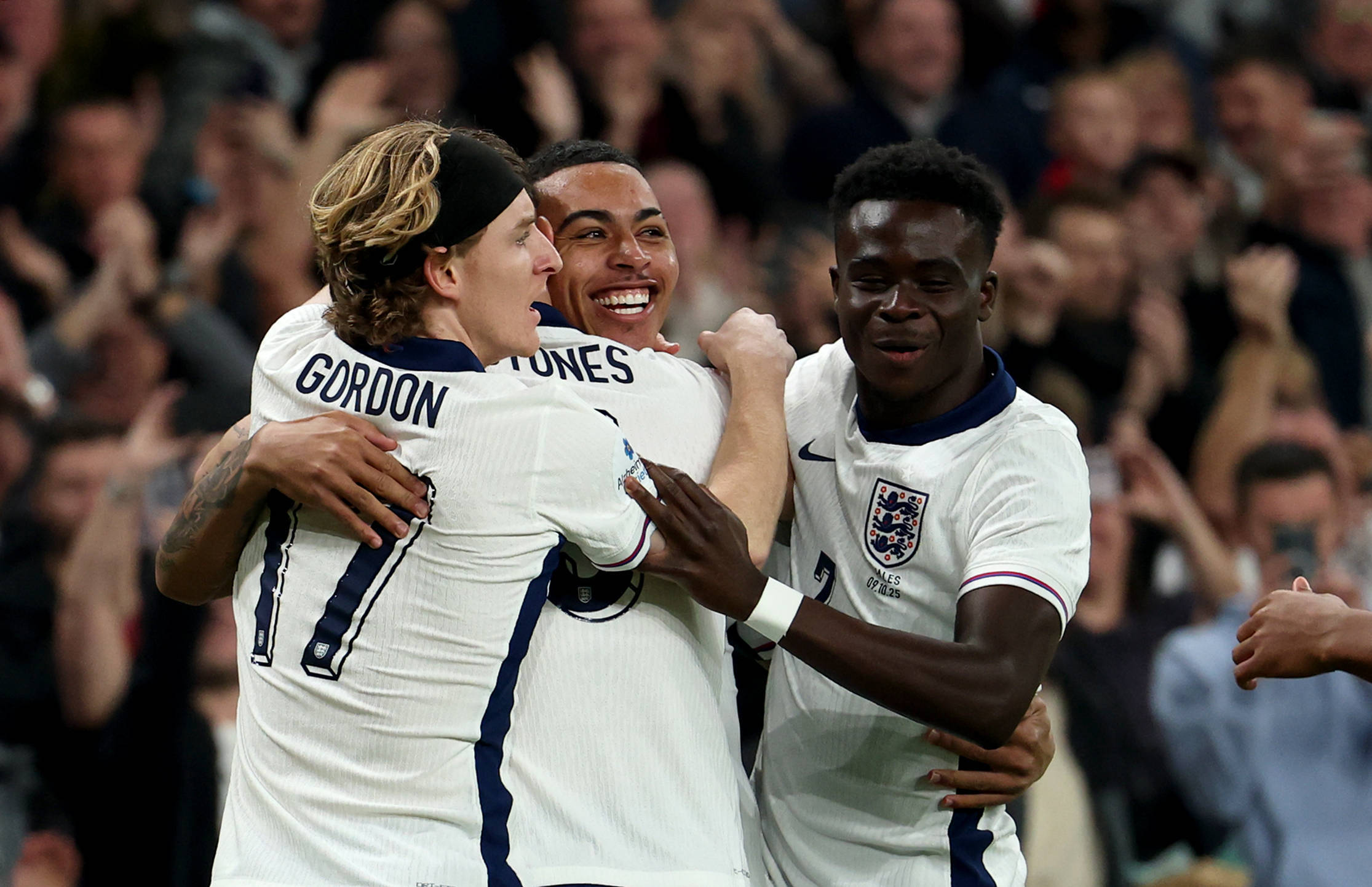 （体育）足球——热身赛：英格兰胜威尔士